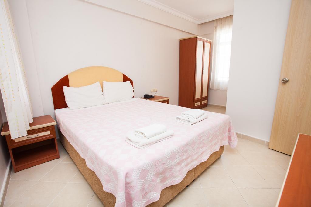 Yalcinkaya Apart Hotel Çeşme Luaran gambar