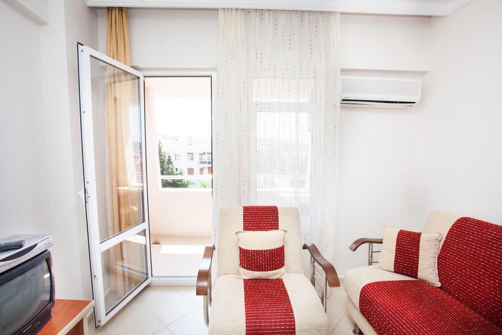 Yalcinkaya Apart Hotel Çeşme Luaran gambar