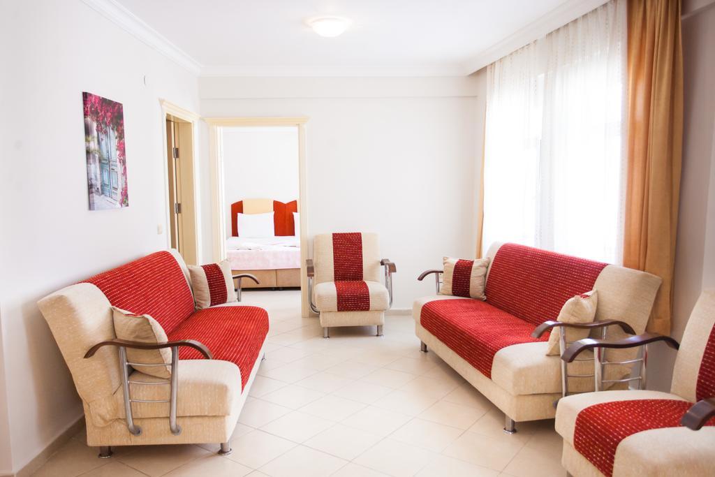 Yalcinkaya Apart Hotel Çeşme Luaran gambar