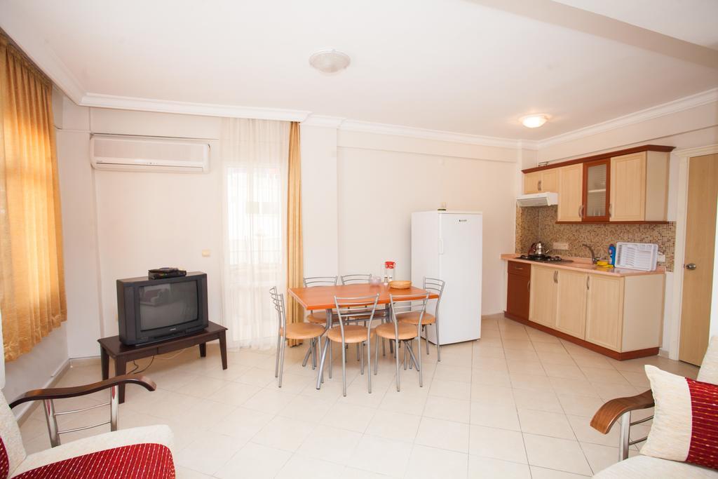 Yalcinkaya Apart Hotel Çeşme Luaran gambar