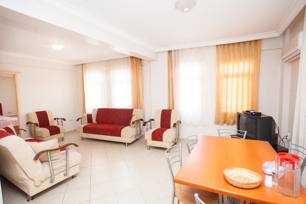 Yalcinkaya Apart Hotel Çeşme Luaran gambar